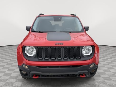 Used 2016 Jeep Renegade Trailhawk image 2