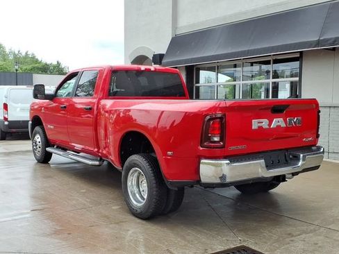 Used 2026 RAM 3500 Big Horn AWD/4WD image 7