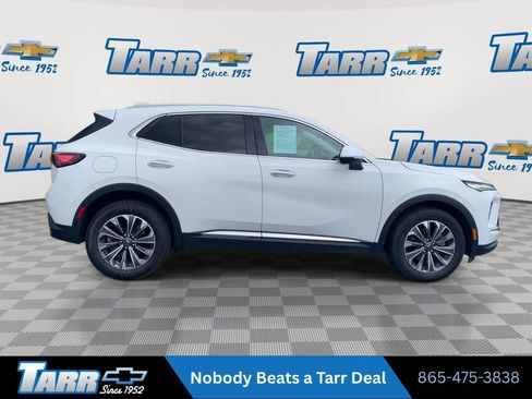 Used 2024 Buick Envision Preferred AWD/4WD image 9