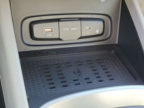 New 2026 Hyundai Venue SEL image 12