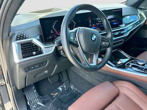 Certified 2025 BMW X5 xDrive50e AWD/4WD image 9