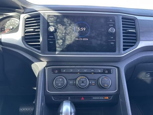 Used 2021 Volkswagen Atlas SE FWD image 9