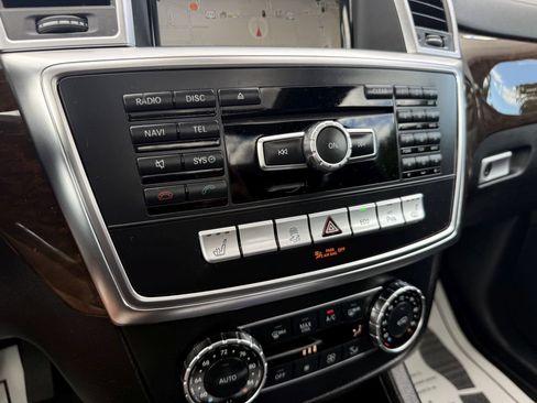 Used 2015 Mercedes-Benz GL 450 4MATIC image 44