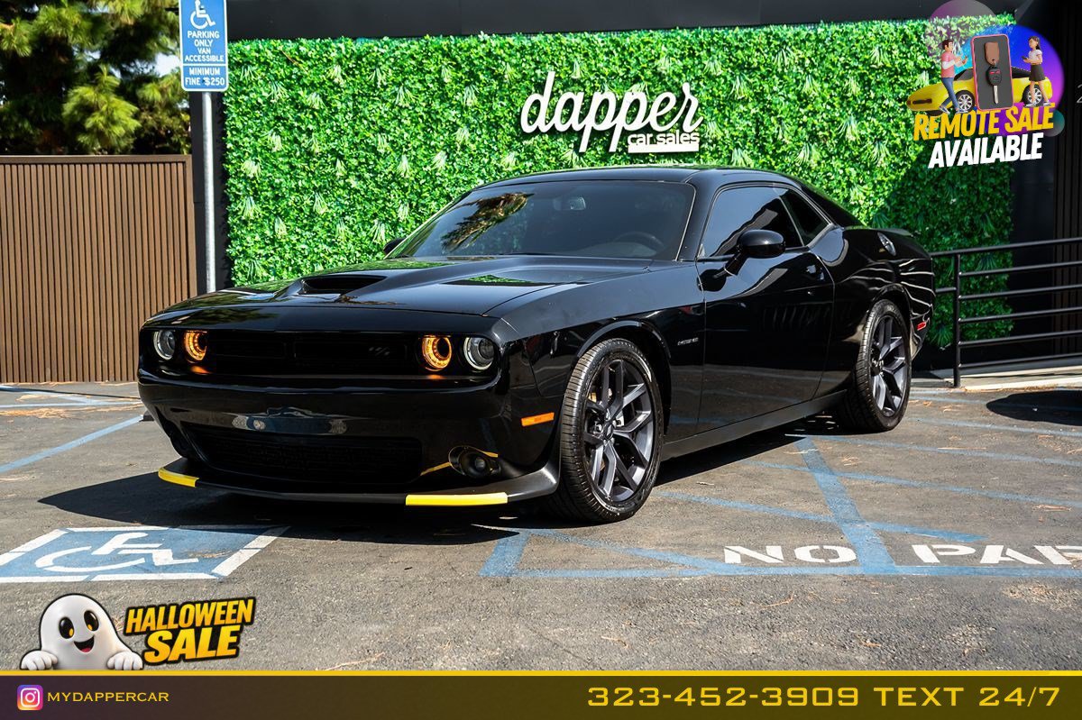 Used 2021 Dodge Challenger R/T w/ Blacktop Package RWD image 1