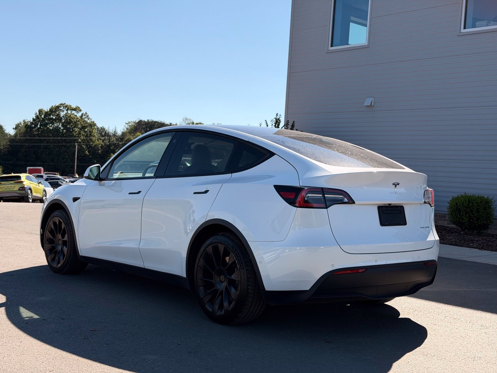 Used 2021 Tesla Model Y Long Range AWD/4WD image 7
