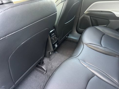 New 2026 Jeep Compass Limited image 12