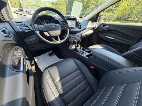 Used 2017 Ford Escape Titanium w/ Equipment Group 301A AWD/4WD image 14