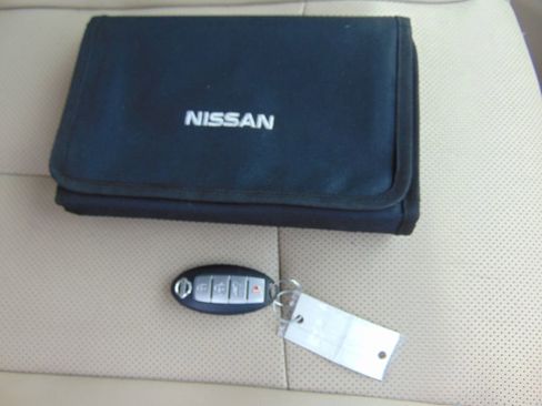 Used 2015 Nissan Rogue SL image 9