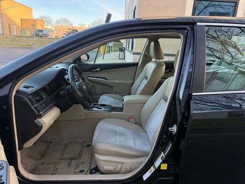 Used 2012 Toyota Camry XLE image 13