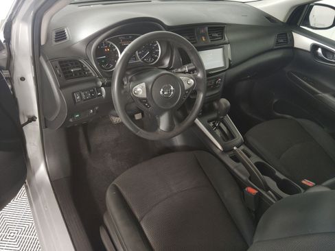 Used 2019 Nissan Sentra S image 4
