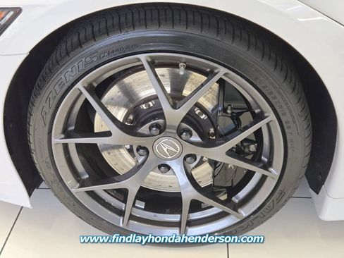 Used 2017 Acura NSX AWD/4WD image 10