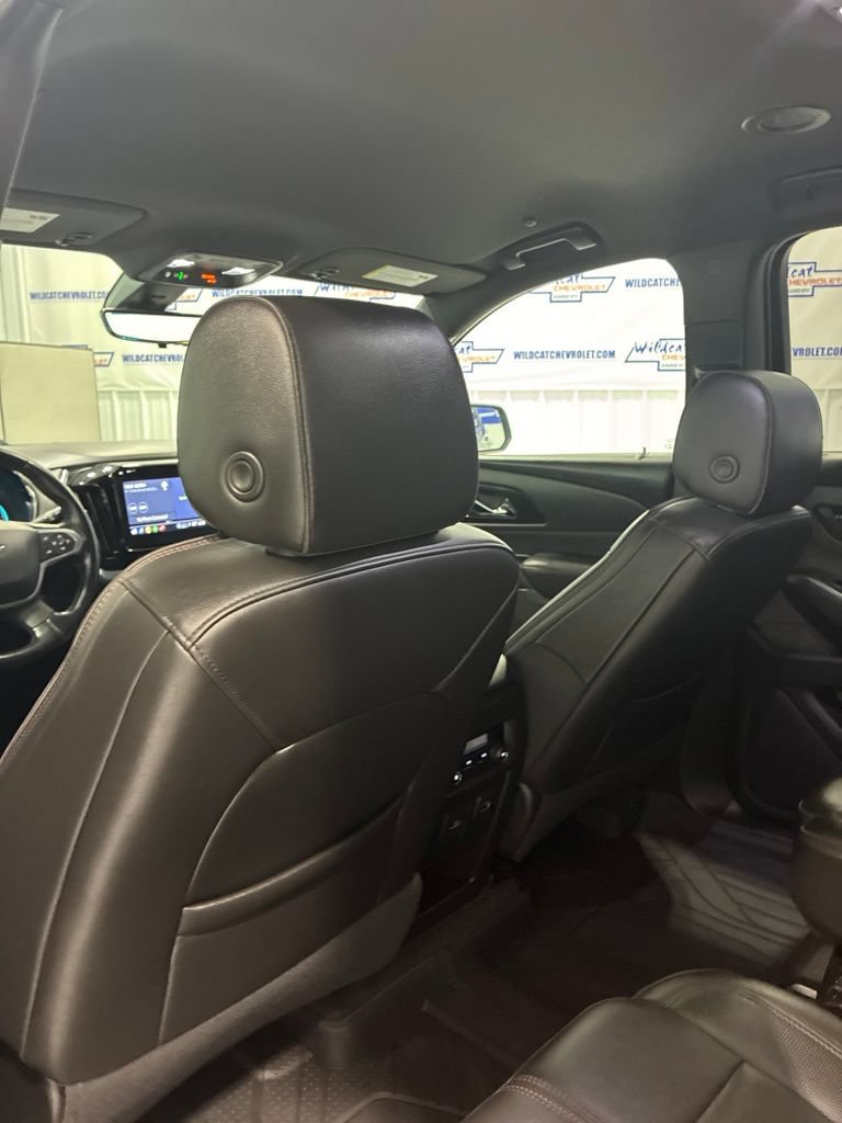 Used 2022 Chevrolet Traverse RS w/ LPO, Floor Liner Package FWD image 34
