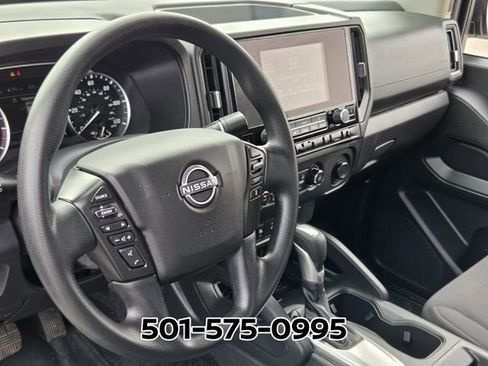 Used 2025 Nissan Frontier S AWD/4WD image 9
