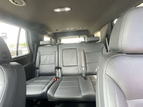 Certified 2025 Chevrolet Tahoe LT RWD image 19