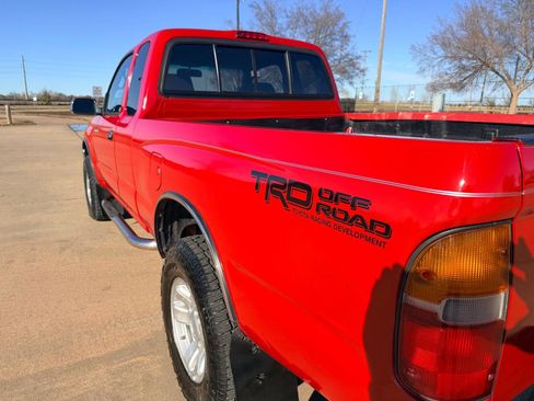 Used 1997 Toyota Tacoma SR5 AWD/4WD image 11