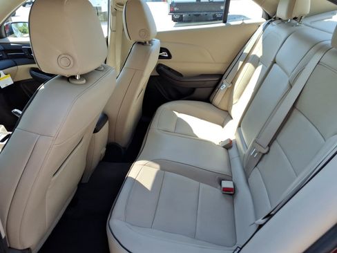 Used 2015 Chevrolet Malibu LTZ FWD image 26