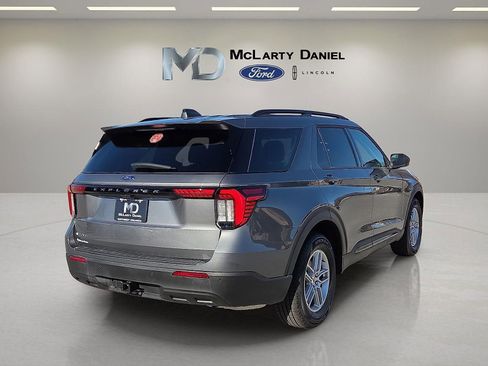 New 2026 Ford Explorer Active image 5