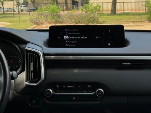 Used 2025 MAZDA CX-50 AWD 2.5 S w/ Select Package image 17