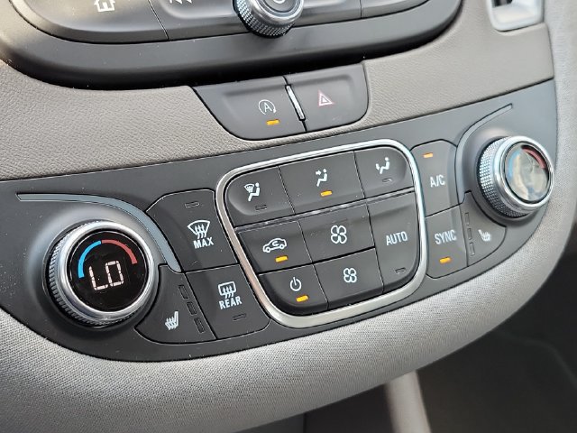 Used 2025 Chevrolet Malibu LT FWD image 29