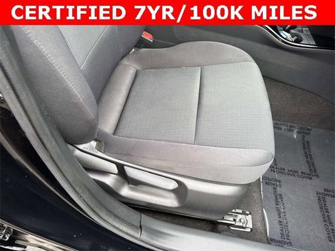 Used 2023 Toyota Prius LE image 10