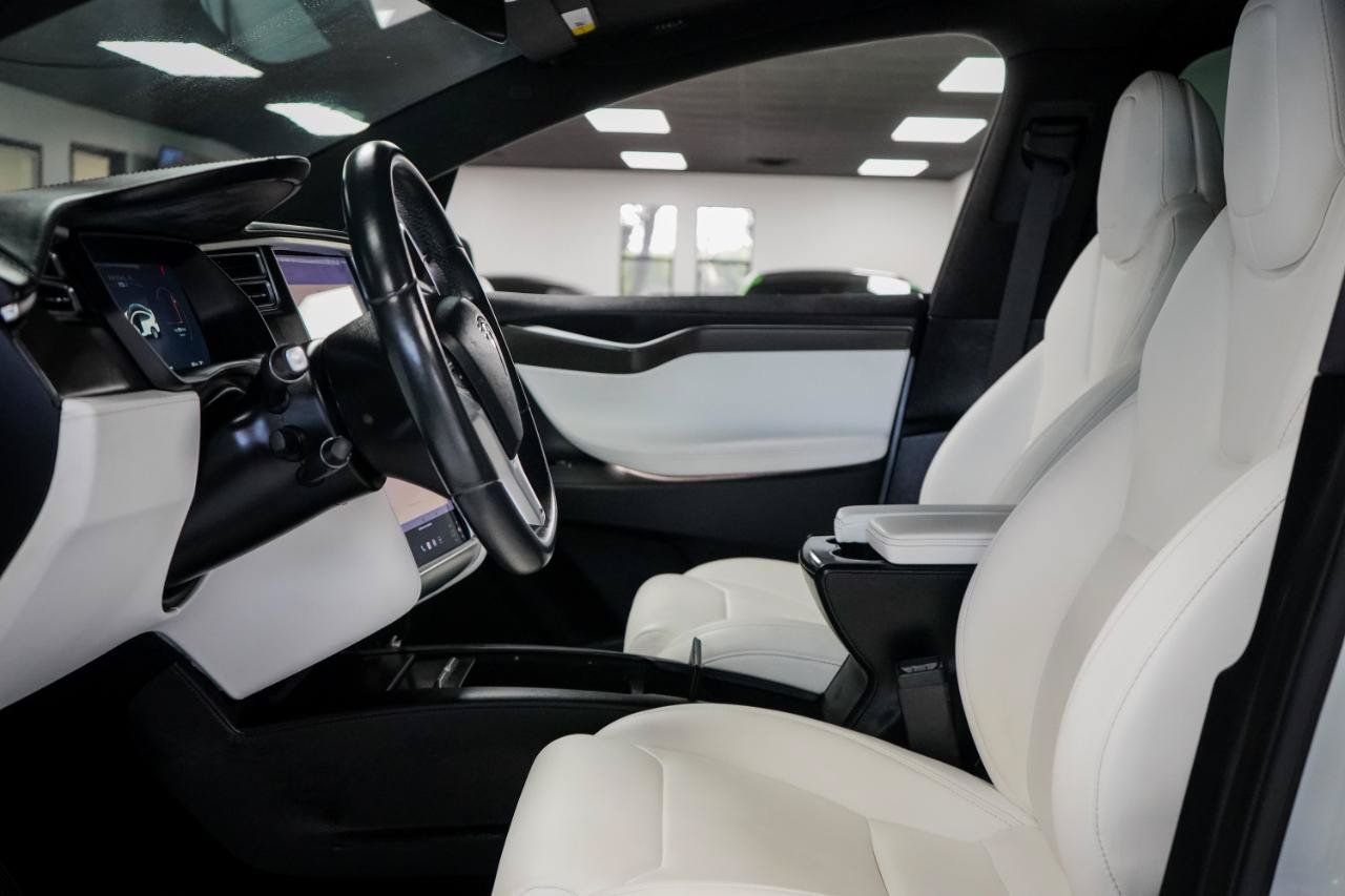 Used 2017 Tesla Model X 90D AWD/4WD image 9
