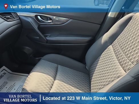 Used 2020 Nissan Rogue SV AWD/4WD image 22