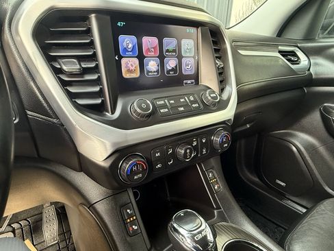 Used 2017 GMC Acadia SLT image 19
