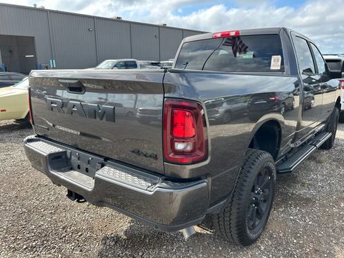 Used 2025 RAM 2500 Big Horn AWD/4WD image 4