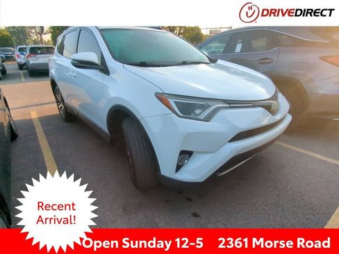 Used 2017 Toyota RAV4 XLE FWD image 1
