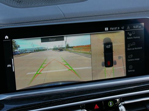 Used 2022 BMW X7 M50i AWD/4WD image 17