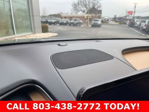 Used 2023 Hyundai Santa Fe Calligraphy image 25