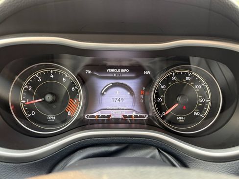 Used 2014 Jeep Cherokee Limited AWD/4WD image 34