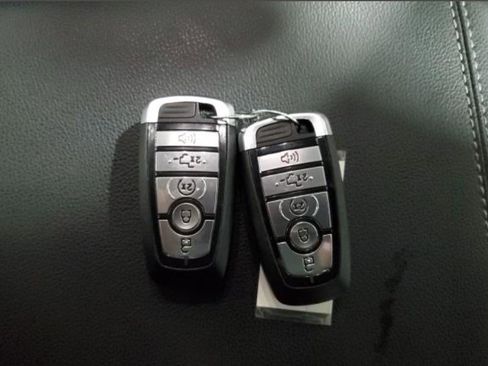 Used 2024 Ford F250 Lariat image 13