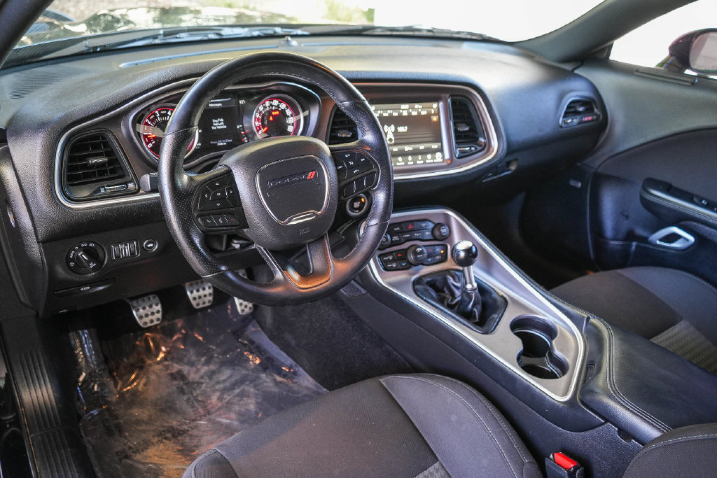 Used 2022 Dodge Challenger R/T Scat Pack RWD image 13
