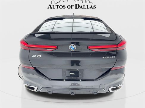 Used 2023 BMW X6 xDrive40i w/ M Sport Package image 11