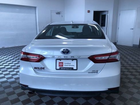 Certified 2020 Toyota Camry XLE image 13