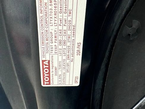 Used 2020 Toyota Highlander Limited FWD image 27
