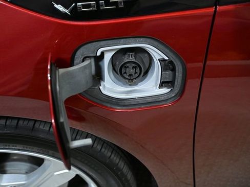 Used 2018 Chevrolet Volt LT w/ LT Driver Confidence Package image 11