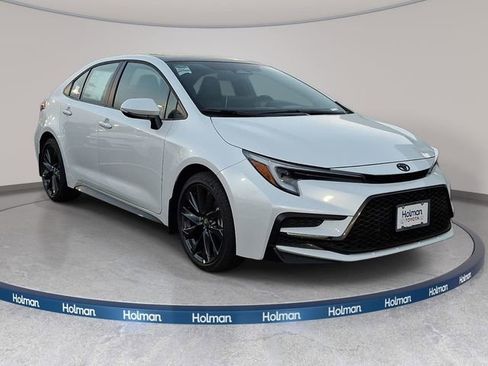 New 2026 Toyota Corolla XSE image 2