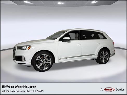 Used 2021 Audi Q7 3.0T Prestige w/ Prestige Package AWD/4WD image 1
