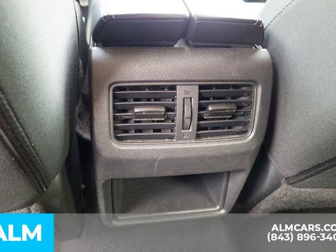 Used 2024 Nissan Rogue S FWD image 22