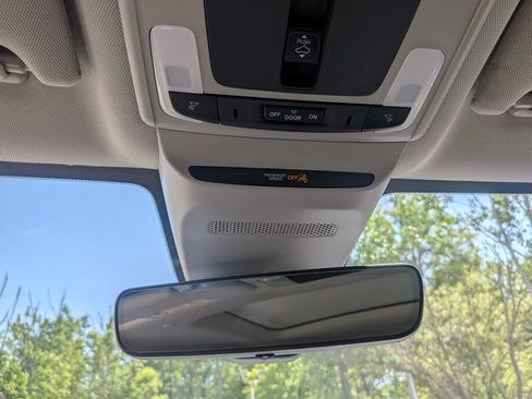 Certified 2024 Honda HR-V EX-L image 24