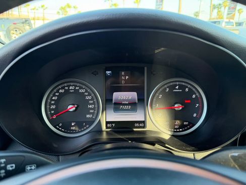 Used 2016 Mercedes-Benz GLC 300 w/ Premium Package image 18