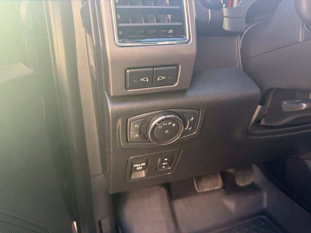 Used 2020 Ford F150 XLT w/ Equipment Group 302A Luxury AWD/4WD image 23