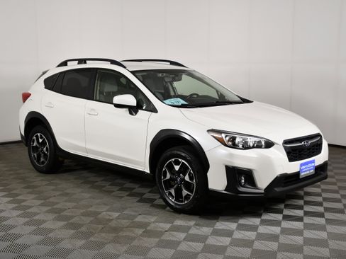 Used 2019 Subaru Crosstrek 2.0i Premium w/ Eyesight System AWD/4WD image 4