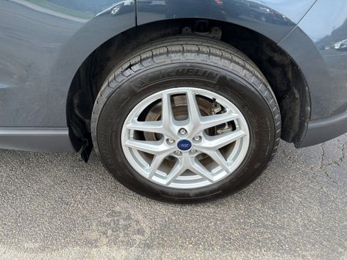 Used 2022 Ford Edge SEL w/ Convenience Package image 8