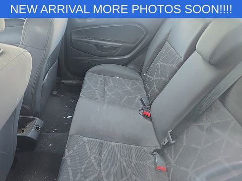 Used 2012 Ford Fiesta SE FWD image 11