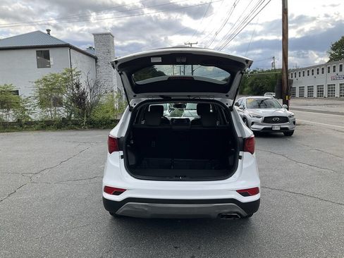 Used 2018 Hyundai Santa Fe Sport w/ 2.4L Value Package 02 FWD image 12