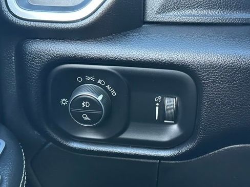 Used 2024 RAM 2500 Big Horn w/ Bed Utility Group image 18