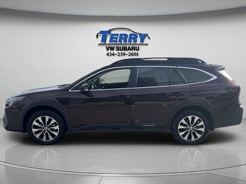 Used 2025 Subaru Outback Limited image 2